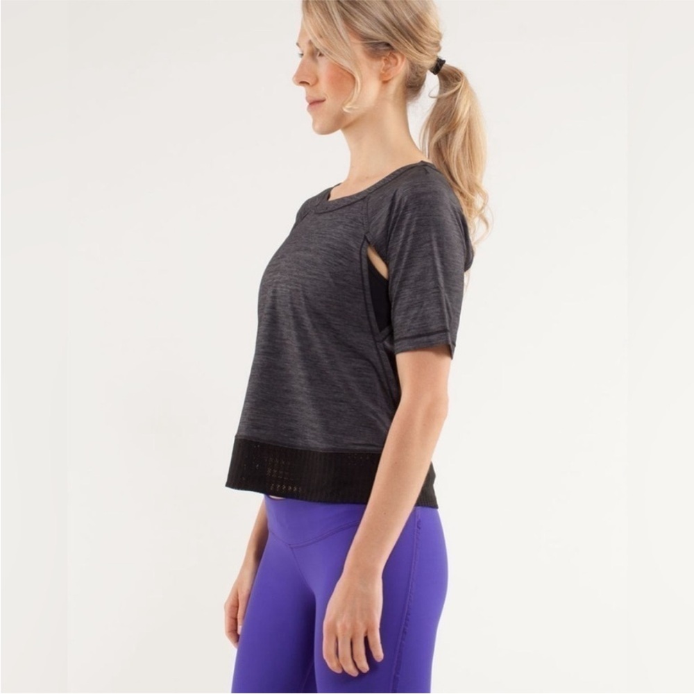 Lululemon Sun Runner Short‎ Sleeve Black Size 4 - Picture 3 of 13
